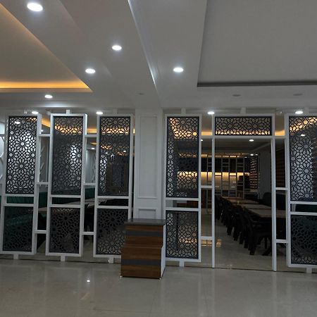 Hotel Zoon Dabb Srinagar Airport Kashmir Екстериор снимка