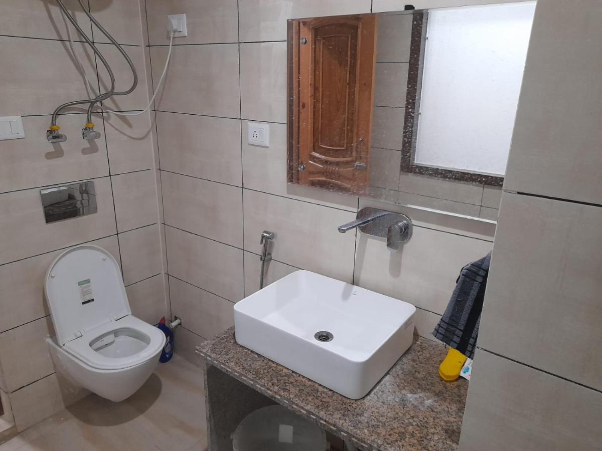 Hotel Zoon Dabb Srinagar Airport Kashmir Екстериор снимка