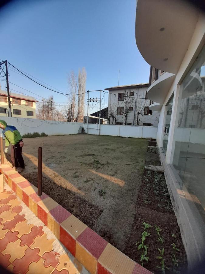 Hotel Zoon Dabb Srinagar Airport Kashmir Екстериор снимка