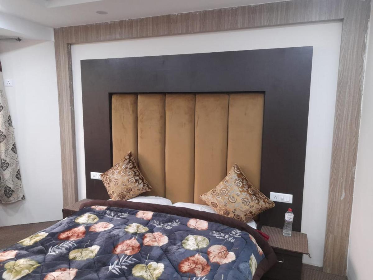 Hotel Zoon Dabb Srinagar Airport Kashmir Екстериор снимка