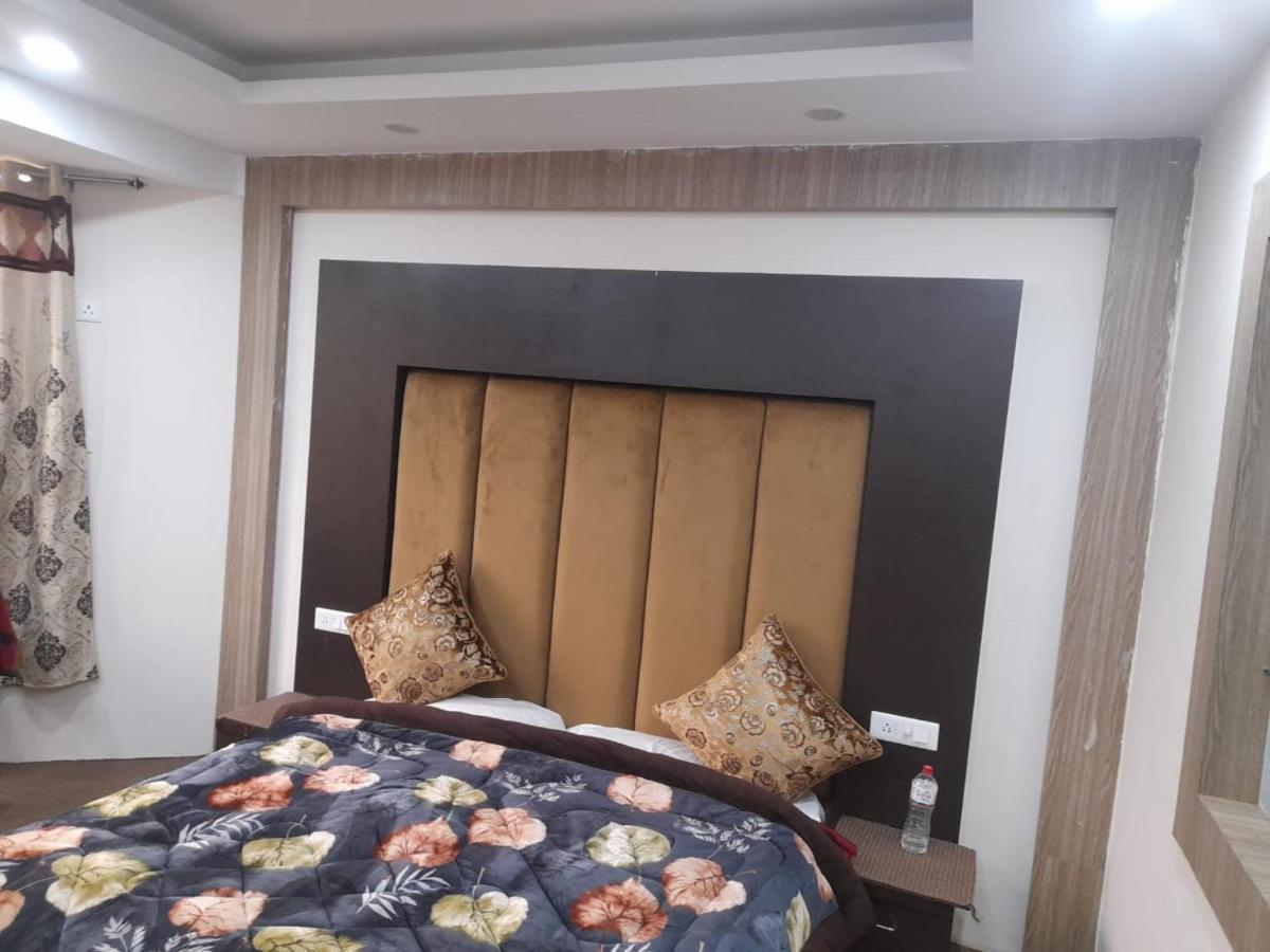 Hotel Zoon Dabb Srinagar Airport Kashmir Екстериор снимка