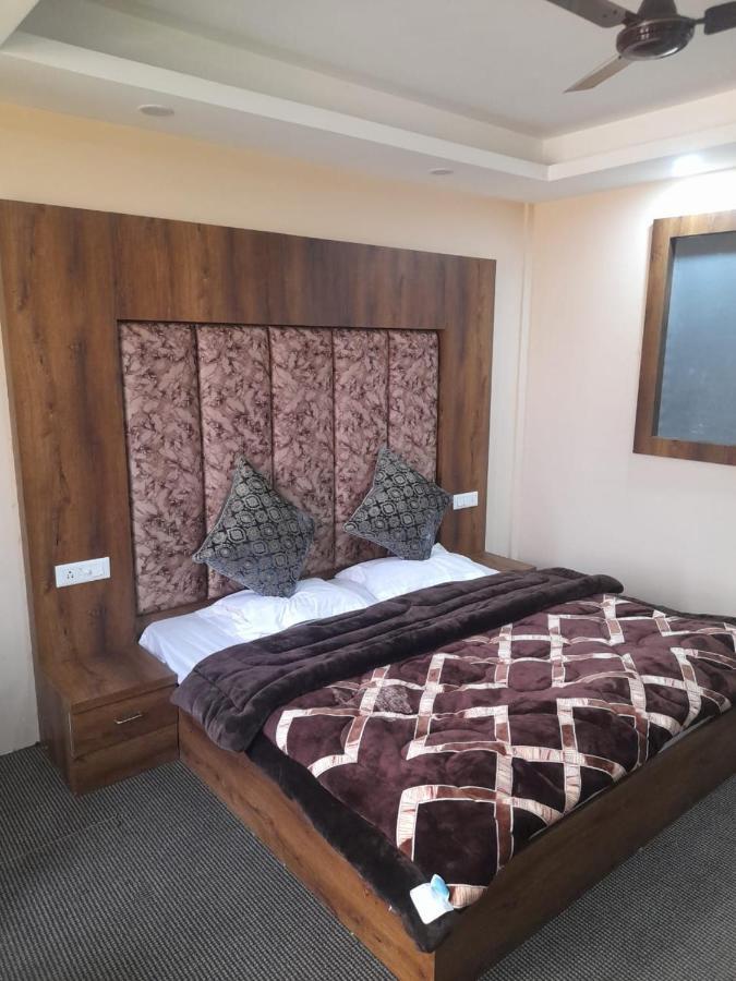 Hotel Zoon Dabb Srinagar Airport Kashmir Екстериор снимка