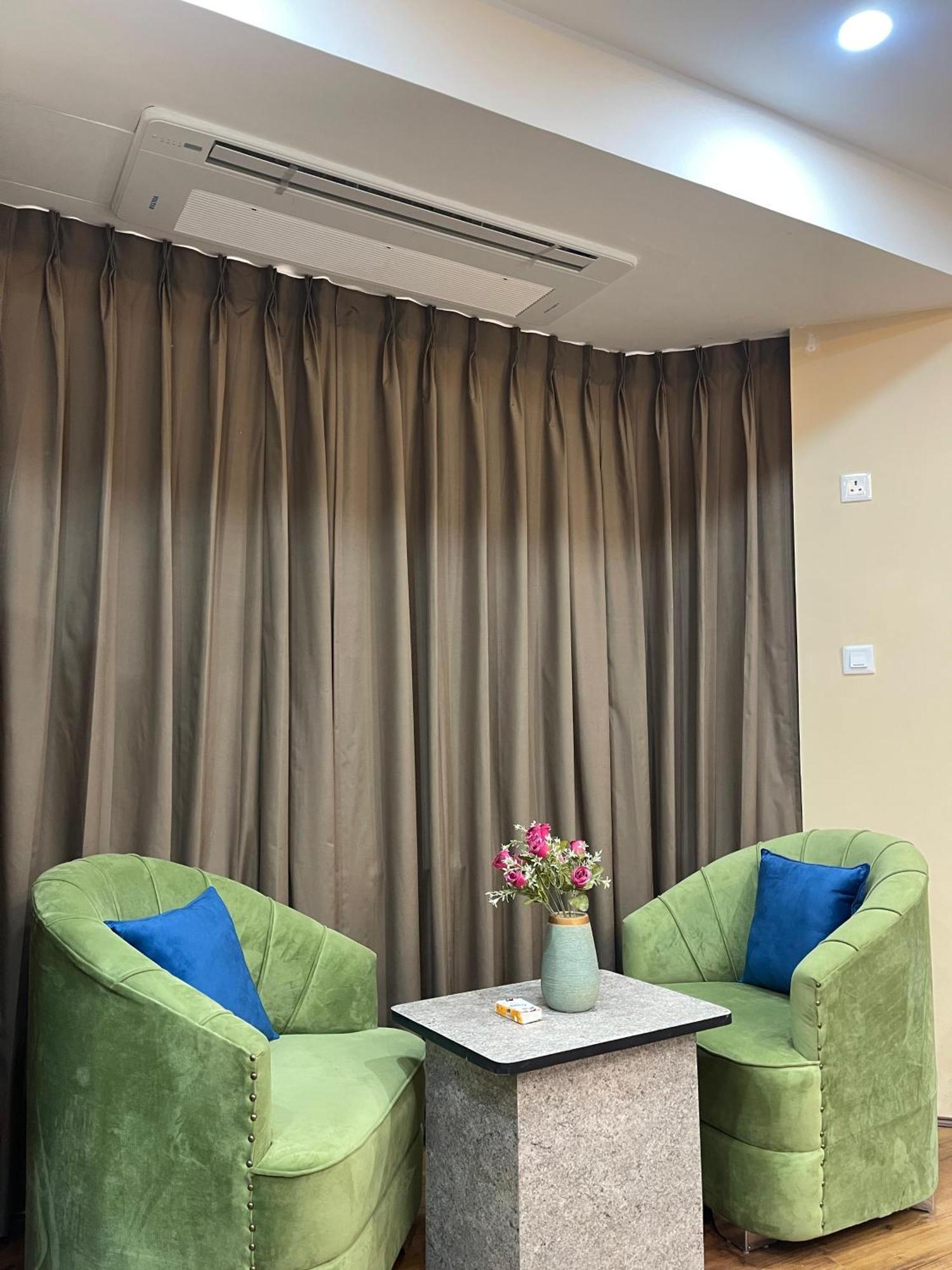 Hotel Zoon Dabb Srinagar Airport Kashmir Екстериор снимка