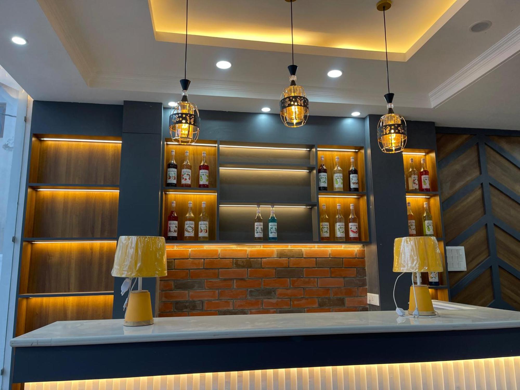 Hotel Zoon Dabb Srinagar Airport Kashmir Екстериор снимка