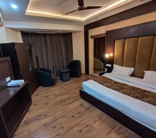 Hotel Zoon Dabb Srinagar Airport Kashmir Екстериор снимка